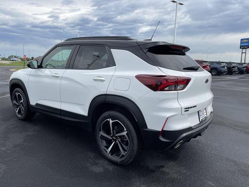 Summit White 2023 Chevrolet Trailblazer RS