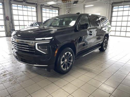 2025 Chevrolet Suburban LT