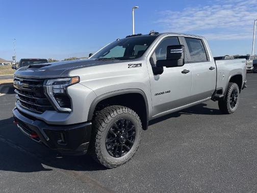 2026 Chevrolet Silverado 3500 LT
