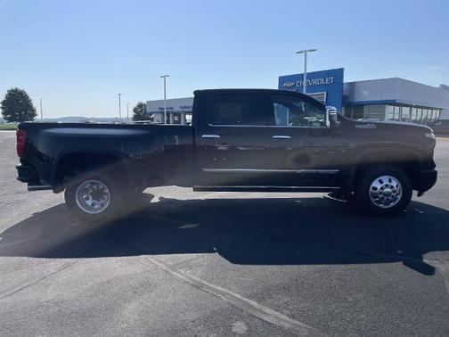 2025 Chevrolet Silverado 3500 High Country