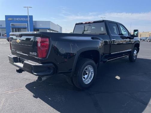 2025 Chevrolet Silverado 3500 High Country