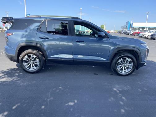Lakeshore Blue Metallic 2025 Chevrolet Equinox 1LT