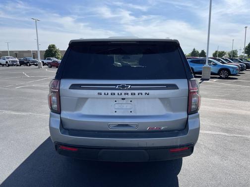 Sterling Gray Metallic 2023 Chevrolet Suburban RST