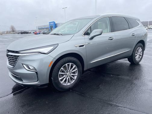Moonstone Gray Metallic 2023 Buick Enclave Essence AWD