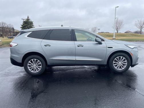 Moonstone Gray Metallic 2023 Buick Enclave Essence AWD