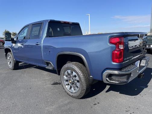 2026 Chevrolet Silverado 3500 LT