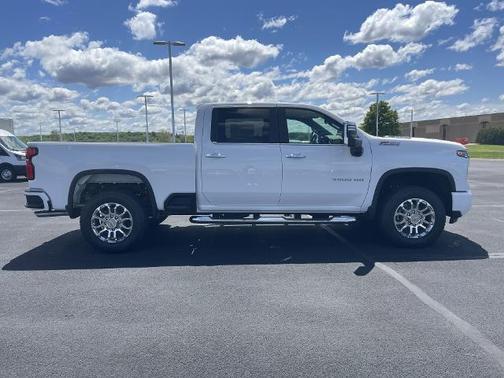 2025 Chevrolet Silverado 3500 LT