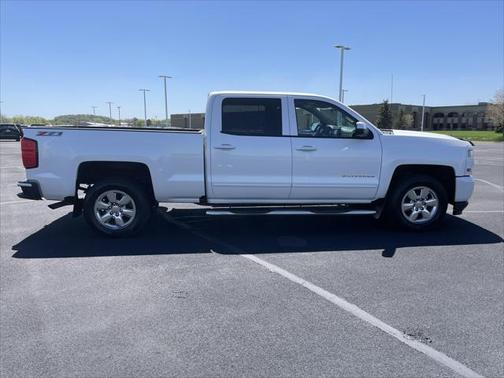 2017 Chevrolet Silverado 1500 2LT