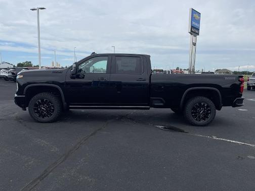 2025 Chevrolet Silverado 3500 LTZ