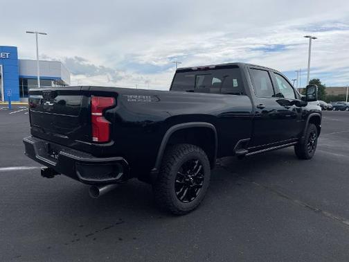 2025 Chevrolet Silverado 3500 LTZ