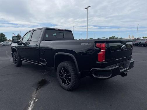 2025 Chevrolet Silverado 3500 LTZ