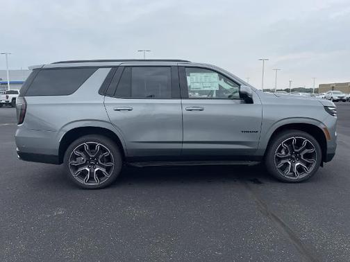 2025 Chevrolet Tahoe 4WD RST