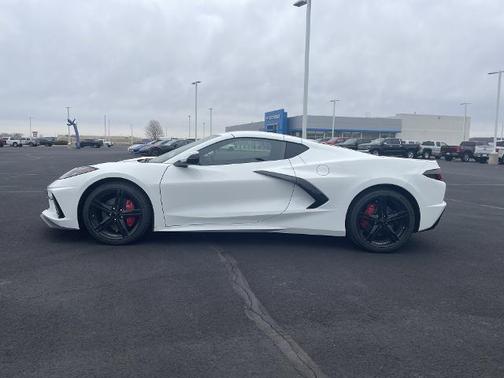 2026 Chevrolet Corvette Stingray w/1LT