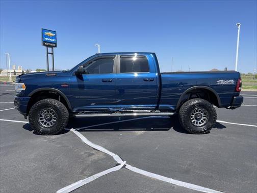2021 RAM 2500 Big Horn Crew Cab 4x4 6'4' Box