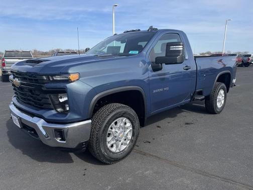 2025 Chevrolet Silverado 3500 WT