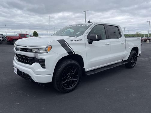 Summit White 2025 Chevrolet Silverado 1500 RST