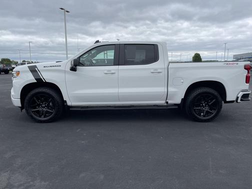 Summit White 2025 Chevrolet Silverado 1500 RST