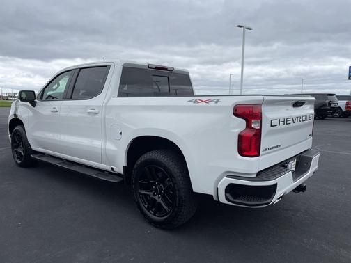 Summit White 2025 Chevrolet Silverado 1500 RST