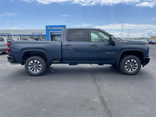 2025 Chevrolet Silverado 2500 Custom