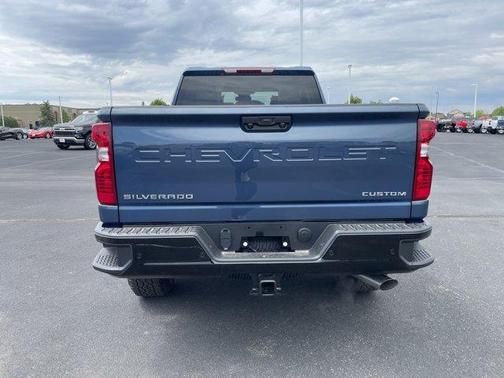 2025 Chevrolet Silverado 2500 Custom