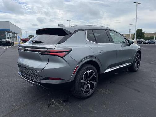 2025 Chevrolet Equinox EV LT