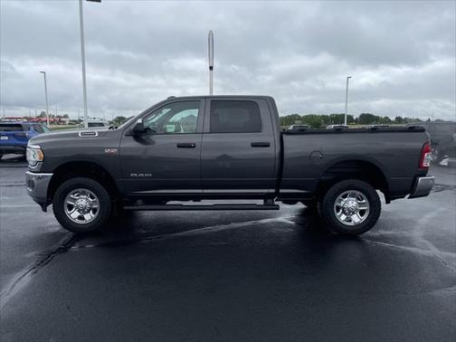 2021 RAM 2500 Tradesman Crew Cab 4x4 6'4' Box