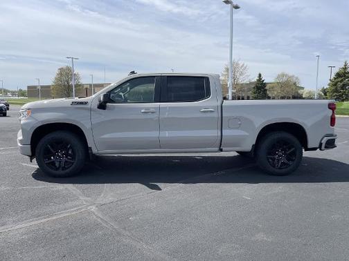 White Sands 2026 Chevrolet Silverado 1500 RST