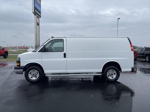 2023 GMC Savana 2500 Work Van