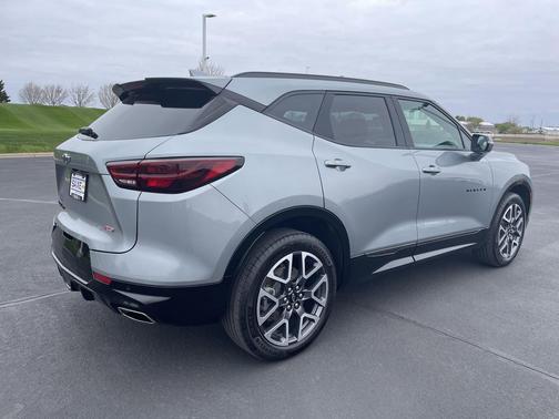 Sterling Gray Metallic 2025 Chevrolet Blazer RS