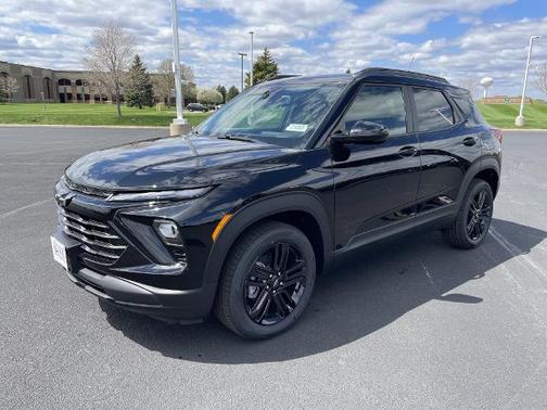 Mosaic Black Metallic 2026 Chevrolet Trailblazer LT