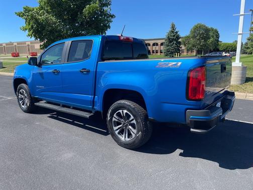 Bright Blue Metallic 2021 Chevrolet Colorado Z71