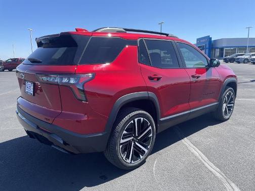 Radiant Red Tintcoat 2026 Chevrolet Equinox AWD RS