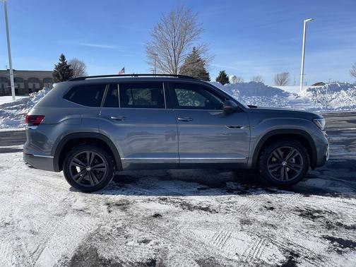 2021 Volkswagen Atlas 3.6L SE w/Technology