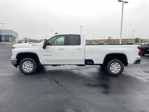 2026 Chevrolet Silverado 3500 LT