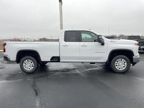2026 Chevrolet Silverado 3500 LT