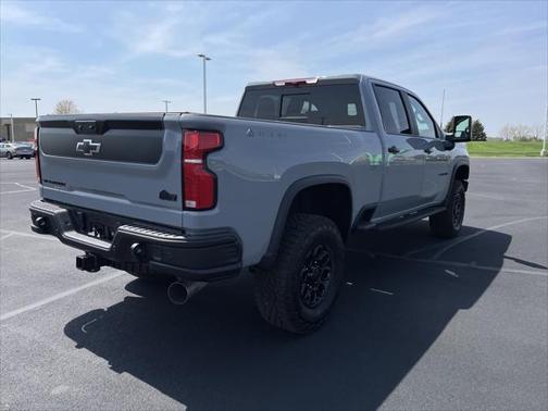2025 Chevrolet Silverado 2500 4WD Crew Cab Standard Bed ZR2
