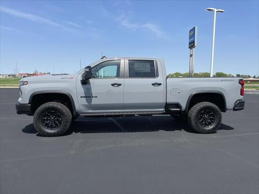 2025 Chevrolet Silverado 2500 4WD Crew Cab Standard Bed ZR2