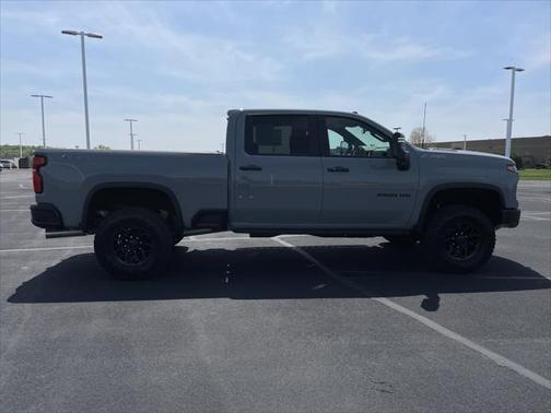 2025 Chevrolet Silverado 2500 4WD Crew Cab Standard Bed ZR2