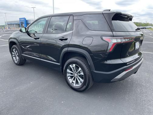 Mosaic Black Metallic 2026 Chevrolet Equinox 1LT