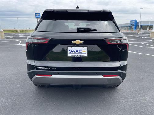 Mosaic Black Metallic 2026 Chevrolet Equinox 1LT