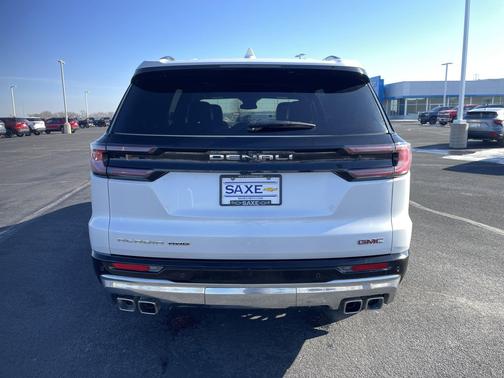 2025 GMC Acadia Denali