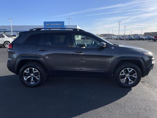 2016 Jeep Cherokee Trailhawk