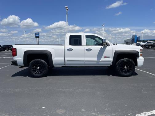 Summit White 2015 Chevrolet Silverado 1500 2LT