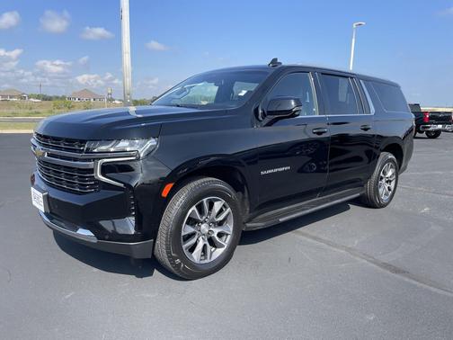 2022 Chevrolet Suburban LT