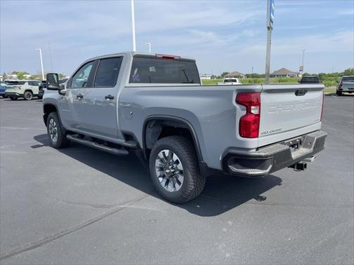 2025 Chevrolet Silverado 2500 Custom