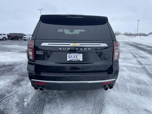 2021 Chevrolet Suburban High Country