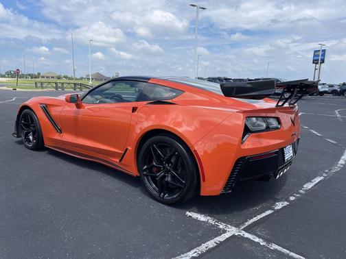 Sebring Orange Tintcoat 2019 Chevrolet Corvette ZR1