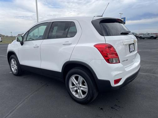 Summit White 2019 Chevrolet Trax LS