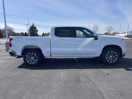 Summit White 2026 Chevrolet Silverado 1500 LT