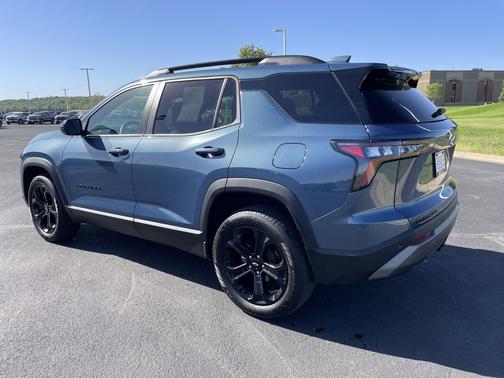 Lakeshore Blue Metallic 2026 Chevrolet Equinox 1LT